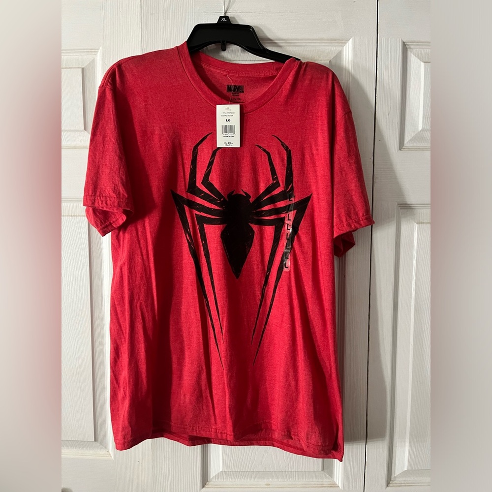 NWT men’s size large marvel Spider-Man shirt